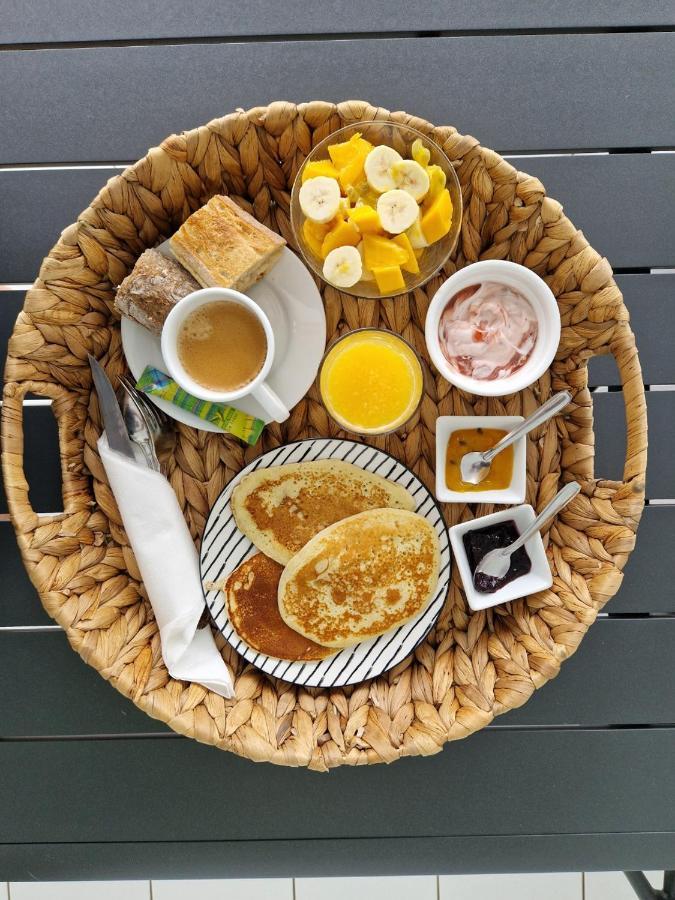 Villa Theo , Chambre D'Hotes , Petit Dejeuner, Table D'Hotes Сент-Анн Экстерьер фото